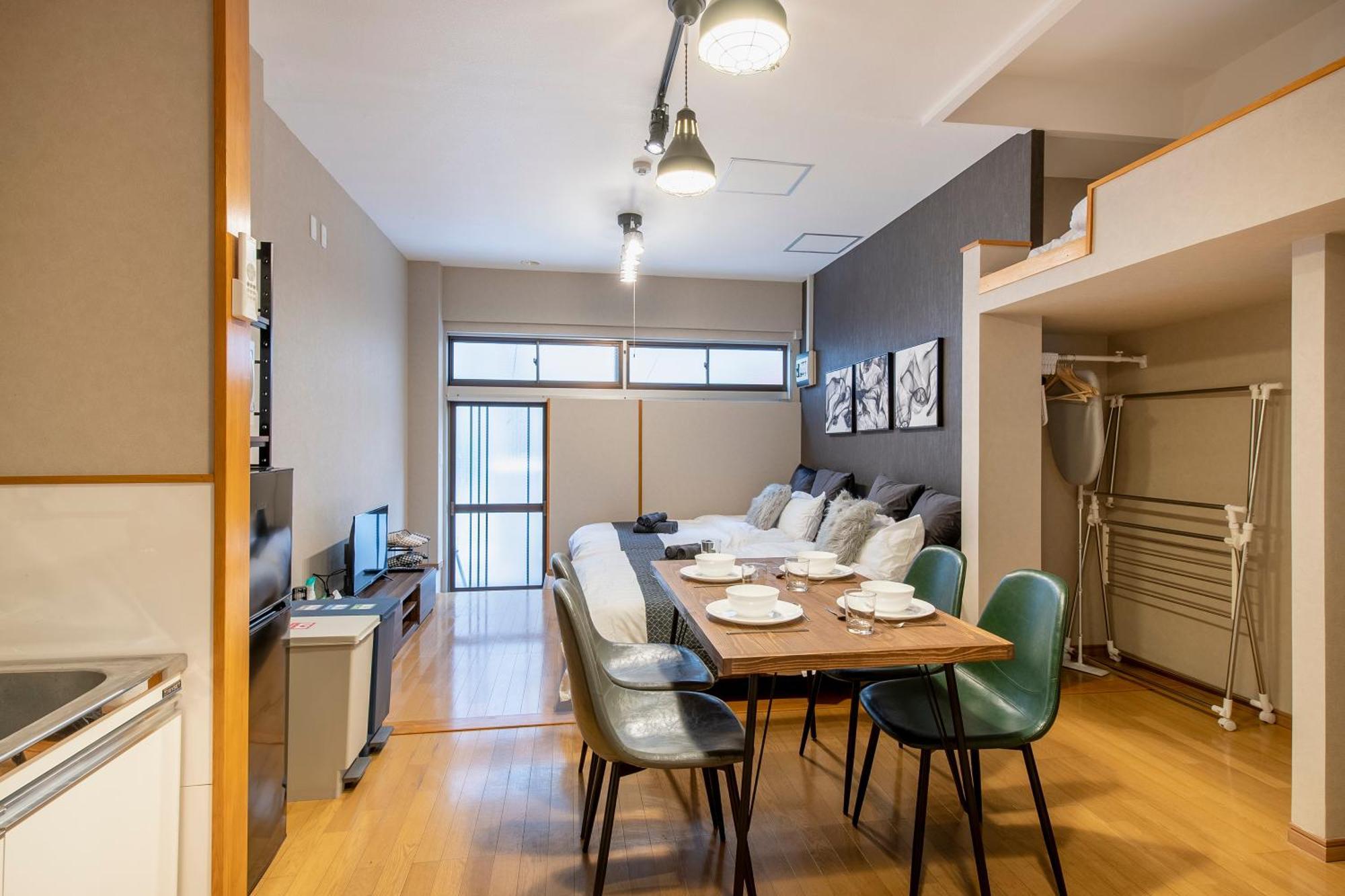 Apartment Panda House *